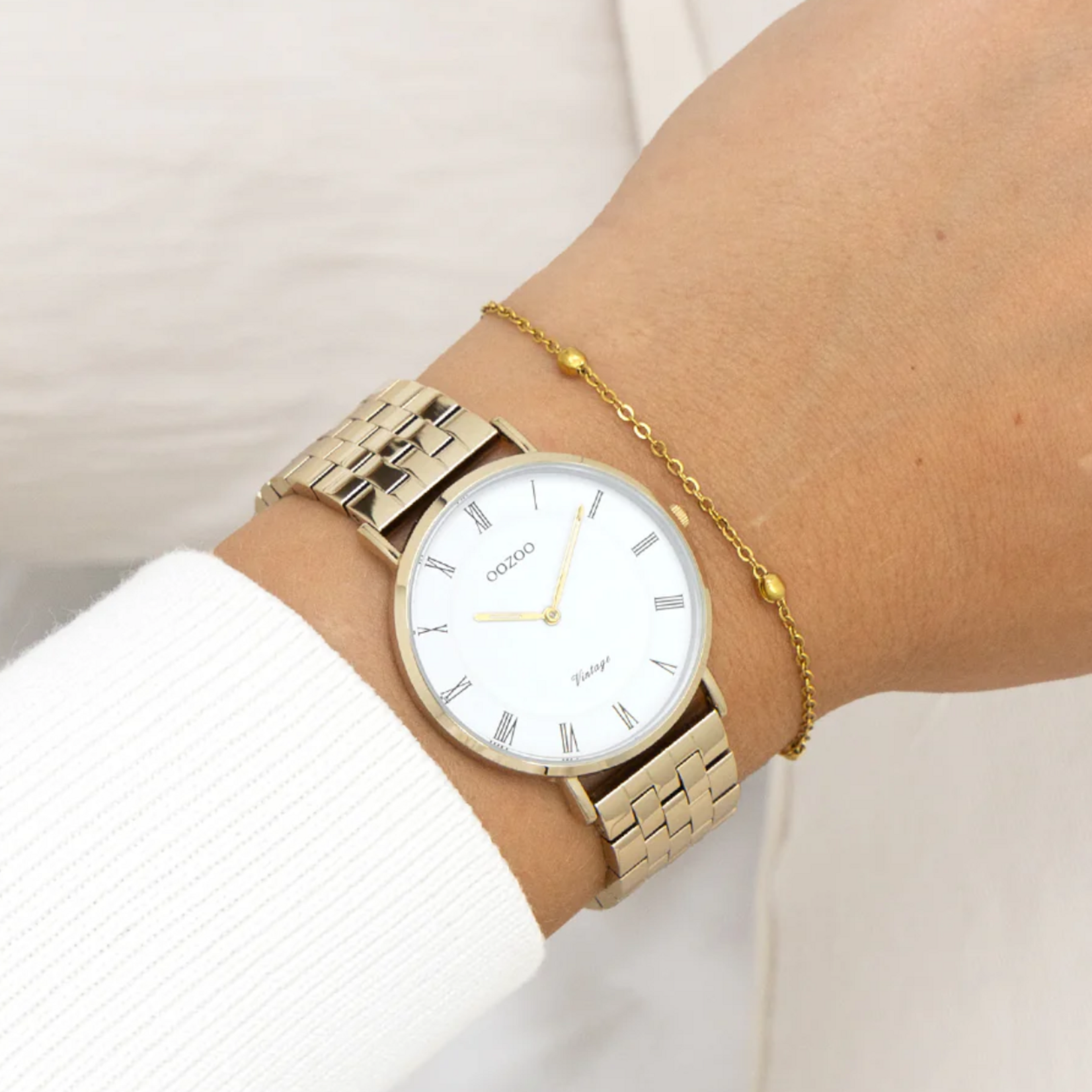 OOZOO OOZOO - Horloge goudkleurigmet roestvrijstalen armband - C20369