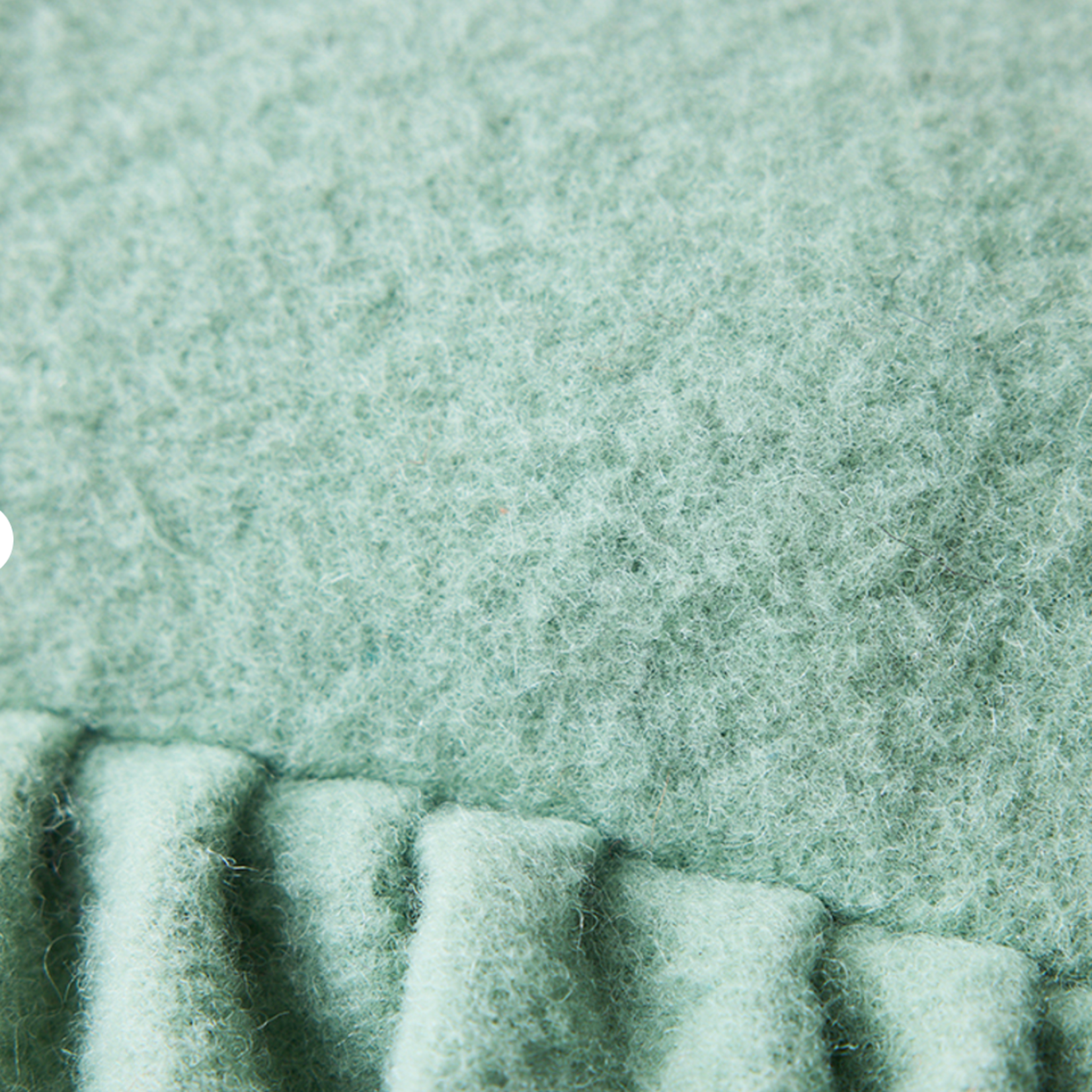 HKLIVING HKLIVING - Kussen vilt mintgroen 60x40cm met ruffles TCU0026