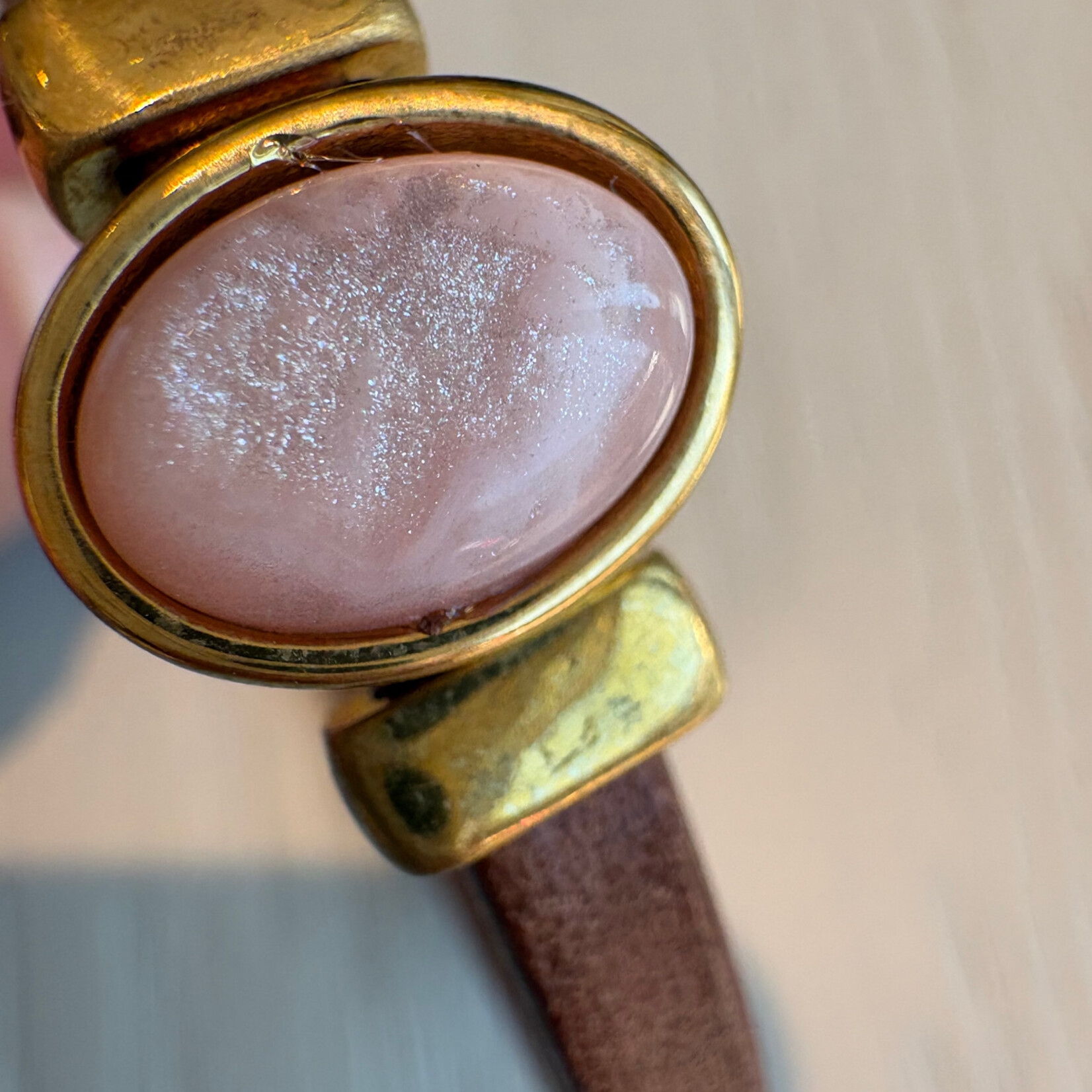QOSS QOSS - Armband FEMMIE bruin goud roze  ovaal