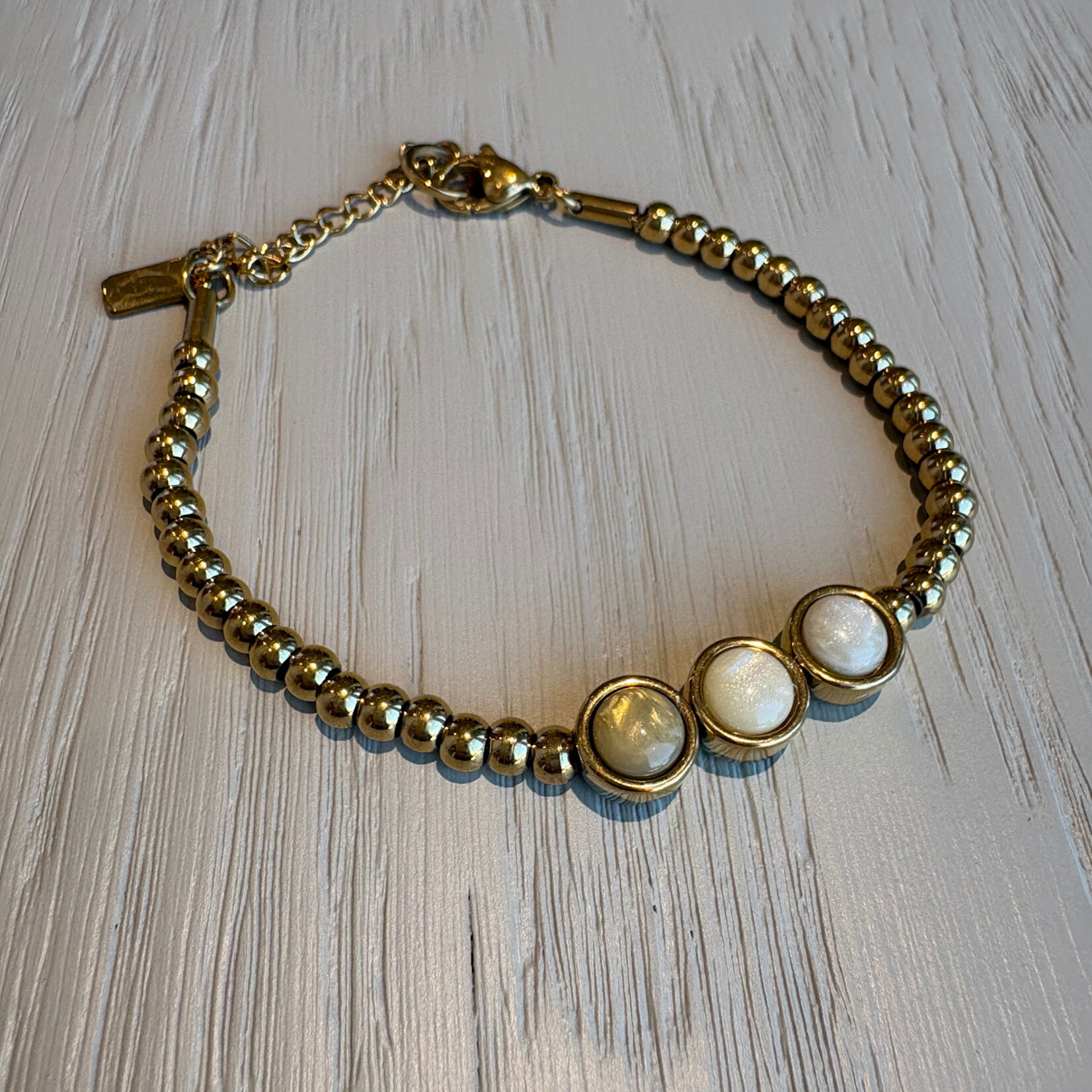 QOSS QOSS - Armband Suzanne goud honing uni