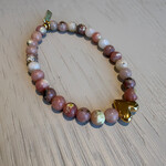 QOSS QOSS - Armband  Yvonne goud red plum jasper + hartje L/XL