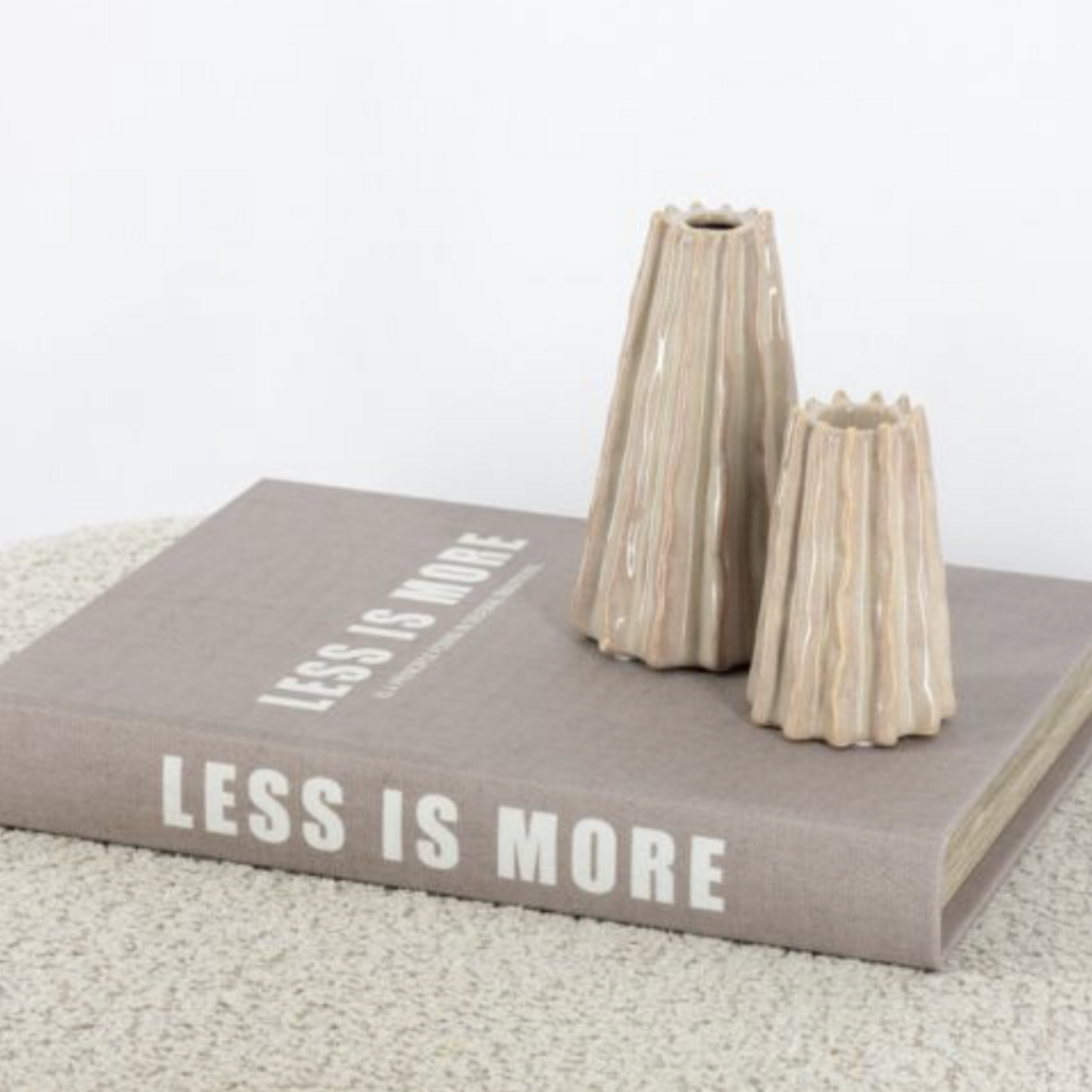 KOLONY Opbergboek koffietafel less is more  28,5x22cm
