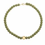 -- KETTING - Kralen rond groen met goud