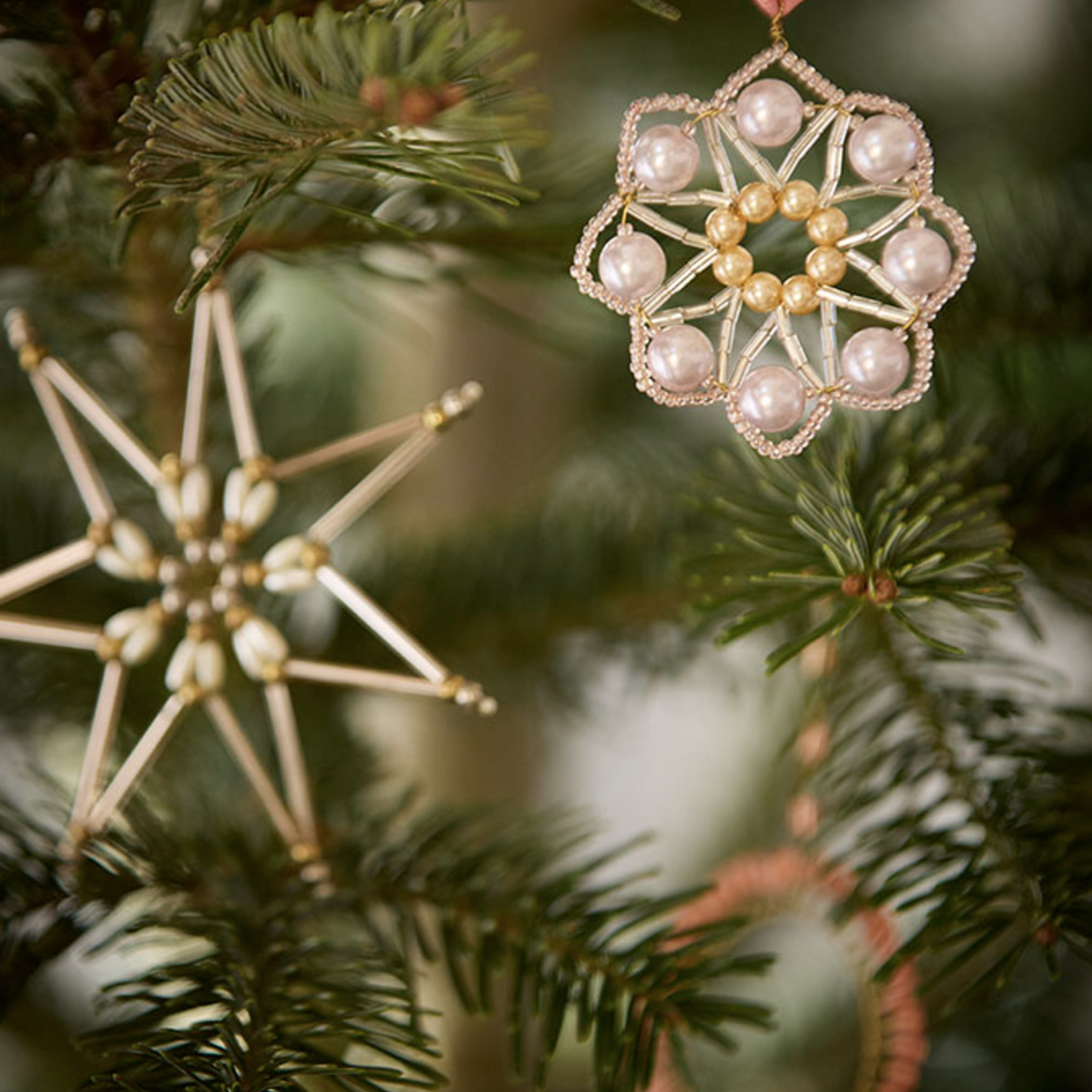 -- Kersthanger - Kralenornament van kristal Ø5,5 cm Ellis zacht roze