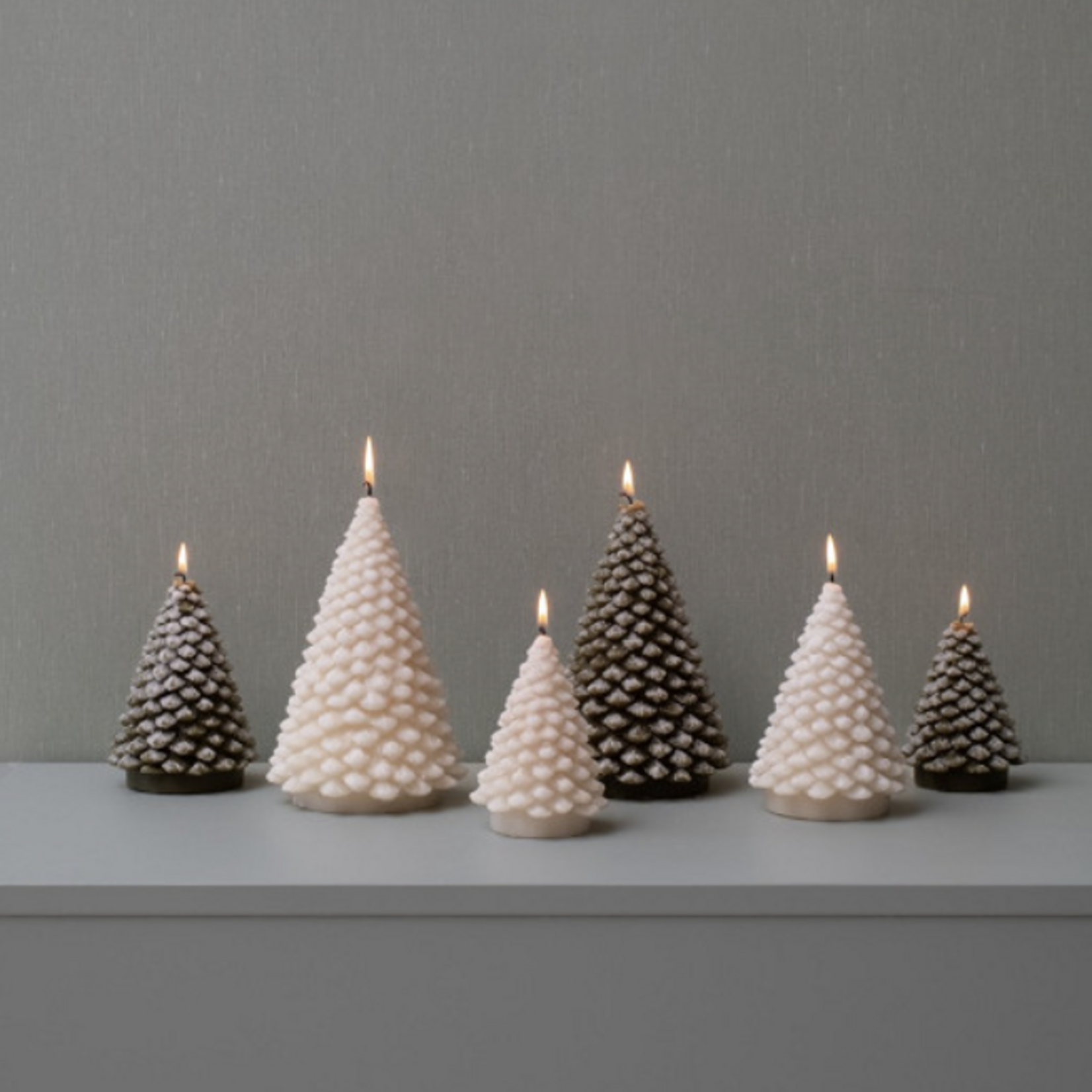 -- HS - Deco Kaars kerstboom Snow M gebroken wit