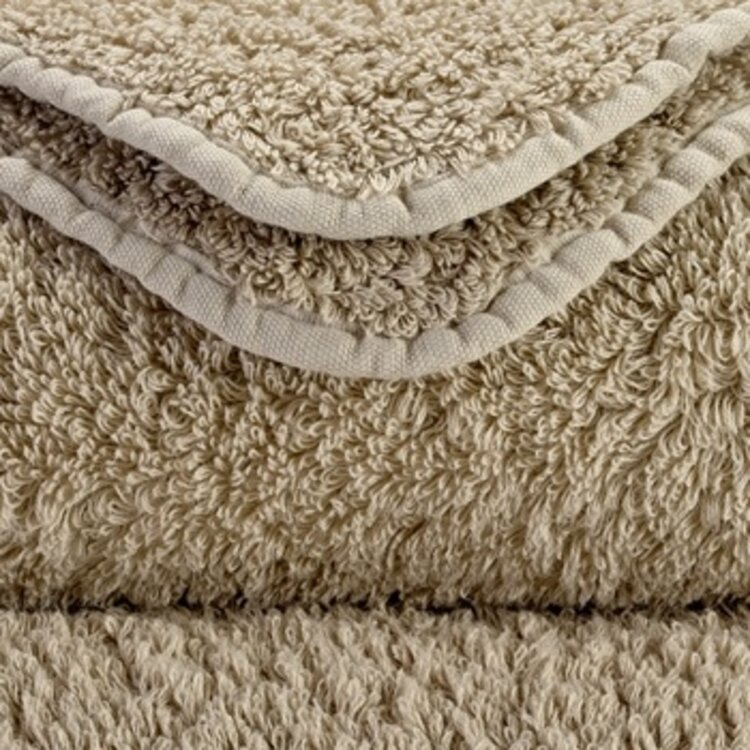 Abyss & Habidecor Abyss Habidecor Super Pile Handdoek Linen Beige (770)