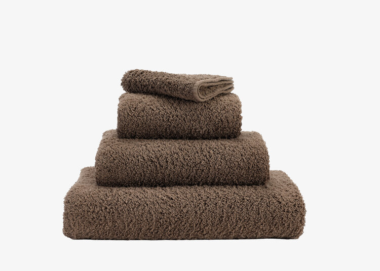 Abyss & Habidecor Abyss Habidecor Super Pile Handdoek Funghi Bruin (771)