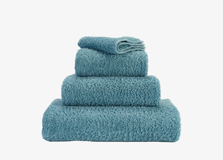 Abyss & Habidecor Abyss Habidecor Super Pile Handdoek Atlantic Blauw (309)