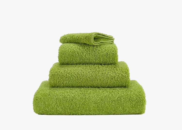 Abyss & Habidecor Abyss Habidecor Super Pile Handdoek Apple Green Groen (165)