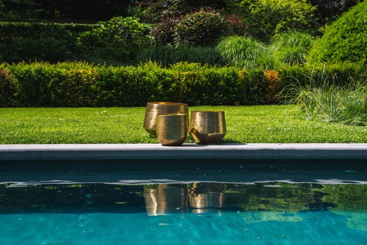 Bazar Bizar The Hammered Planter - Brass - XL