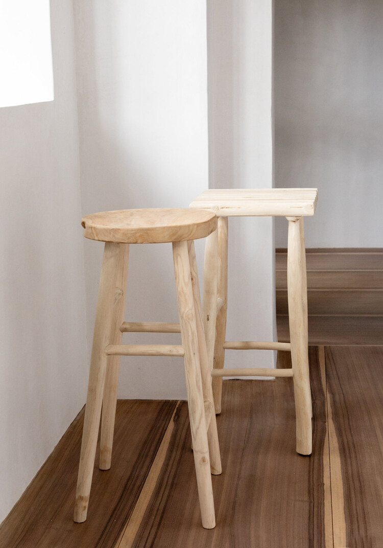 Bazar Bizar The Kedut Bar Stool - Natural