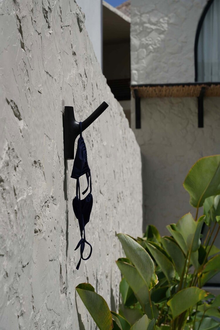 Bazar Bizar The Hook - Black