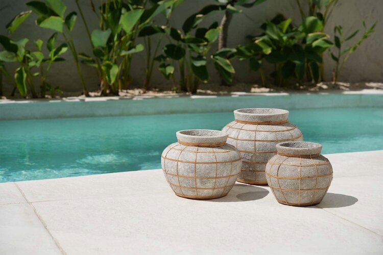 Bazar Bizar The Belly Vase - Concrete Natural - L