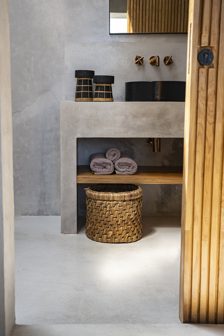 Bazar Bizar El Portavelas Serene - Negro Natural - L