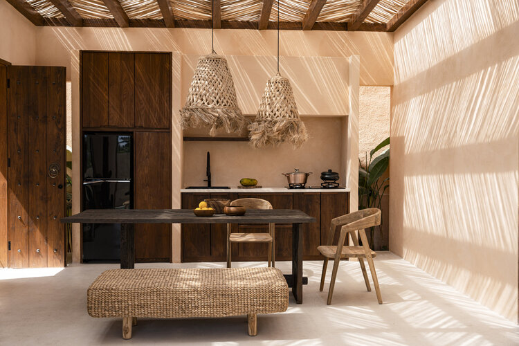 Bazar Bizar The Water Hyacinth Bench