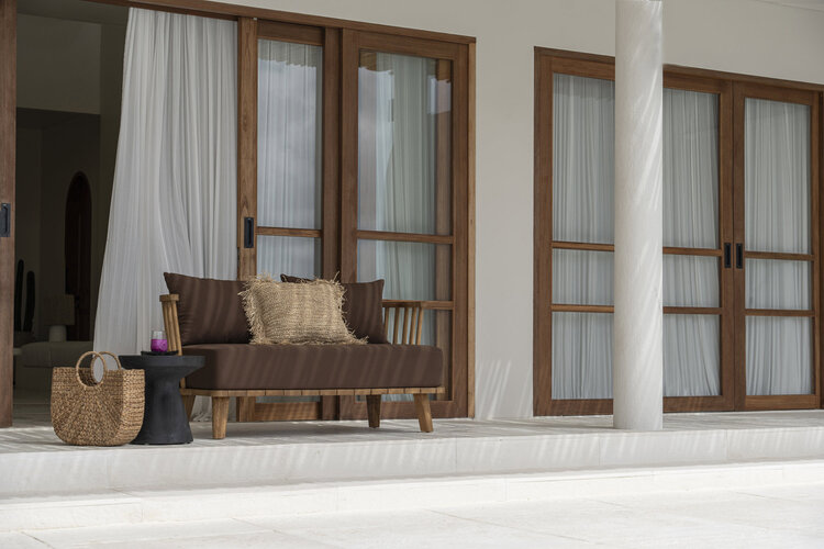 Bazar Bizar La Mesa Auxiliar Gravity - Negro