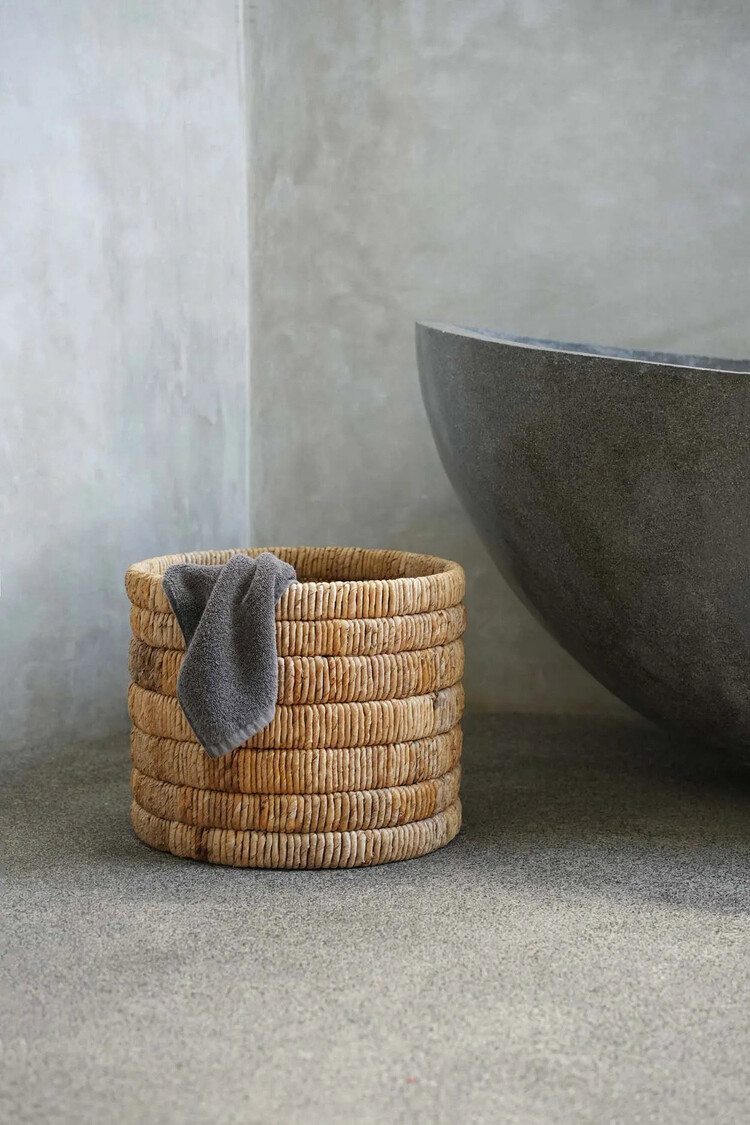 Bazar Bizar La Cesta Chuma