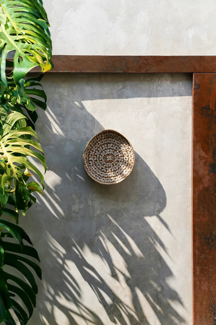 Bazar Bizar Il Piatto Costa Shell - Bianco Naturale - M