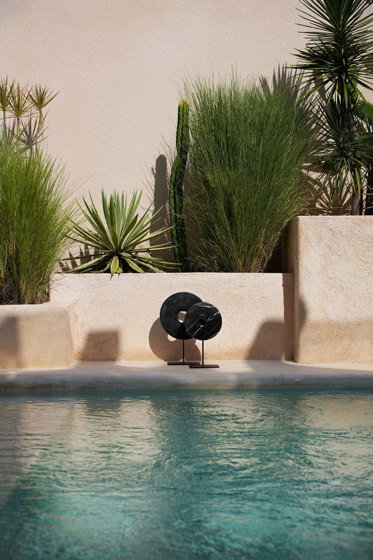 Bazar Bizar Die Marmorscheibe Auf Ständer - Schwarz - M