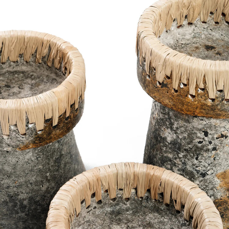 Bazar Bizar Der Pretty Kerzenhalter - Antikgrau - L