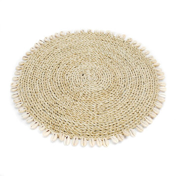Bazar Bizar The Seagrass Shell Placemat - Natural