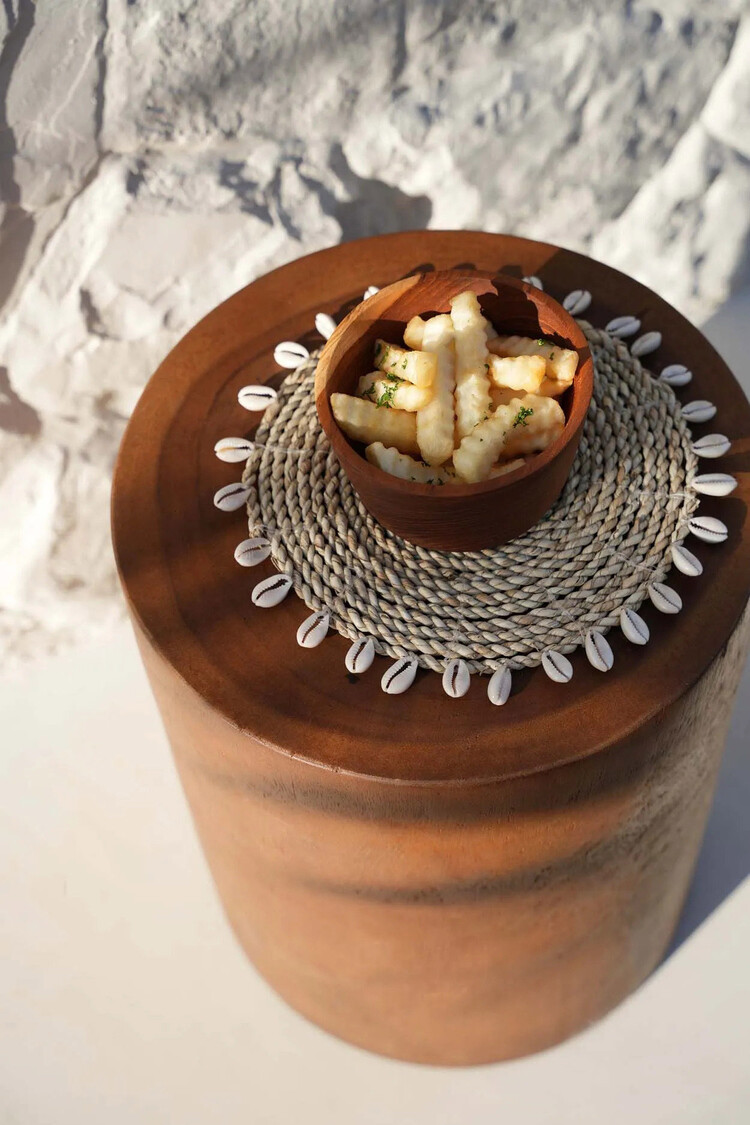 Bazar Bizar The Raffia Shell Pan Coaster