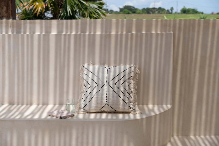 Bazar Bizar The Tribal Cushion Cover - Natural Black