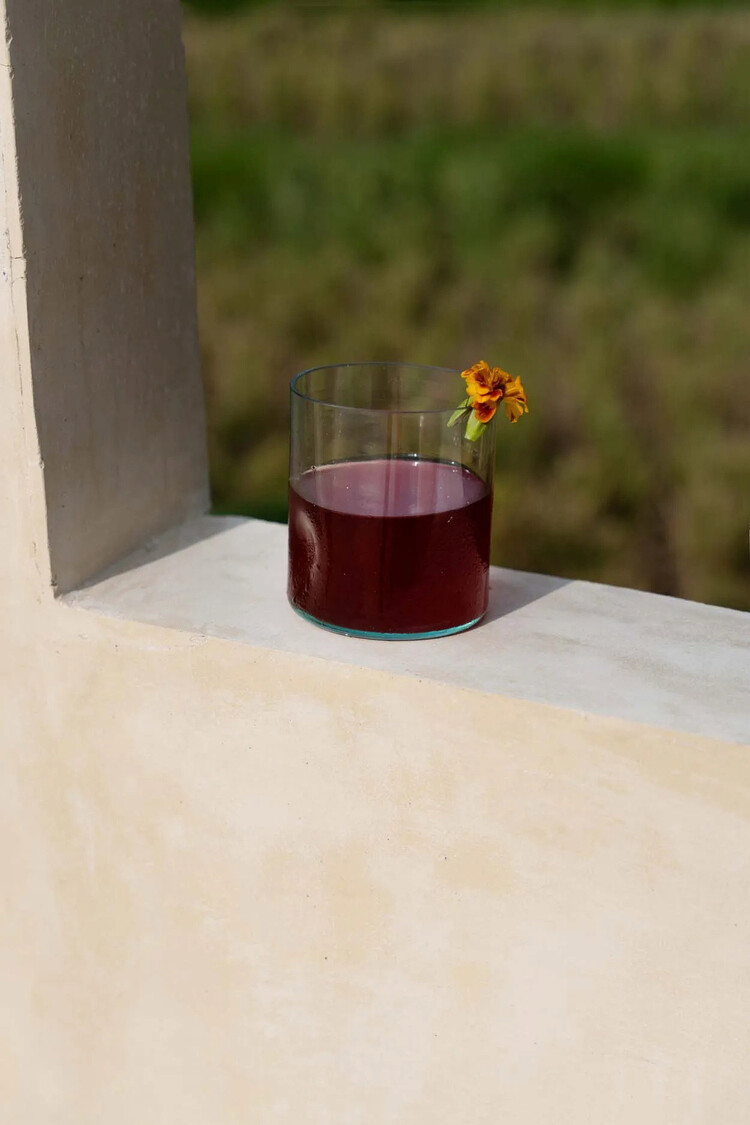 Bazar Bizar Le Verre On The Rocks