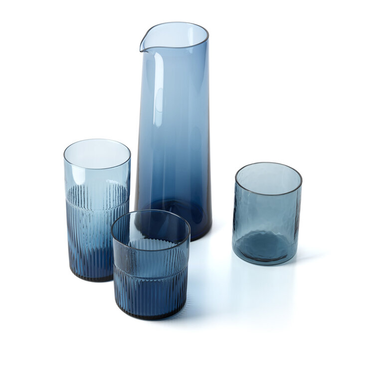 Bazar Bizar De Azure Gegolfde Lage Tumbler – Blauw