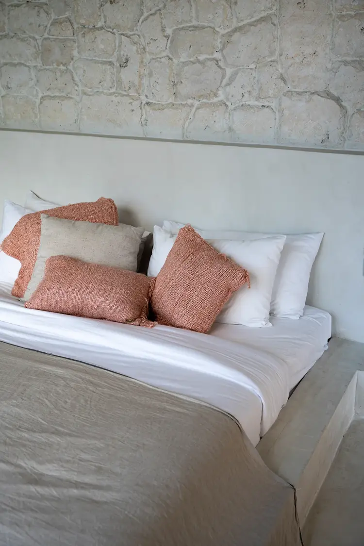 Bazar Bizar The Oh My Gee Cushion Cover - Salmon Pink - 30x50