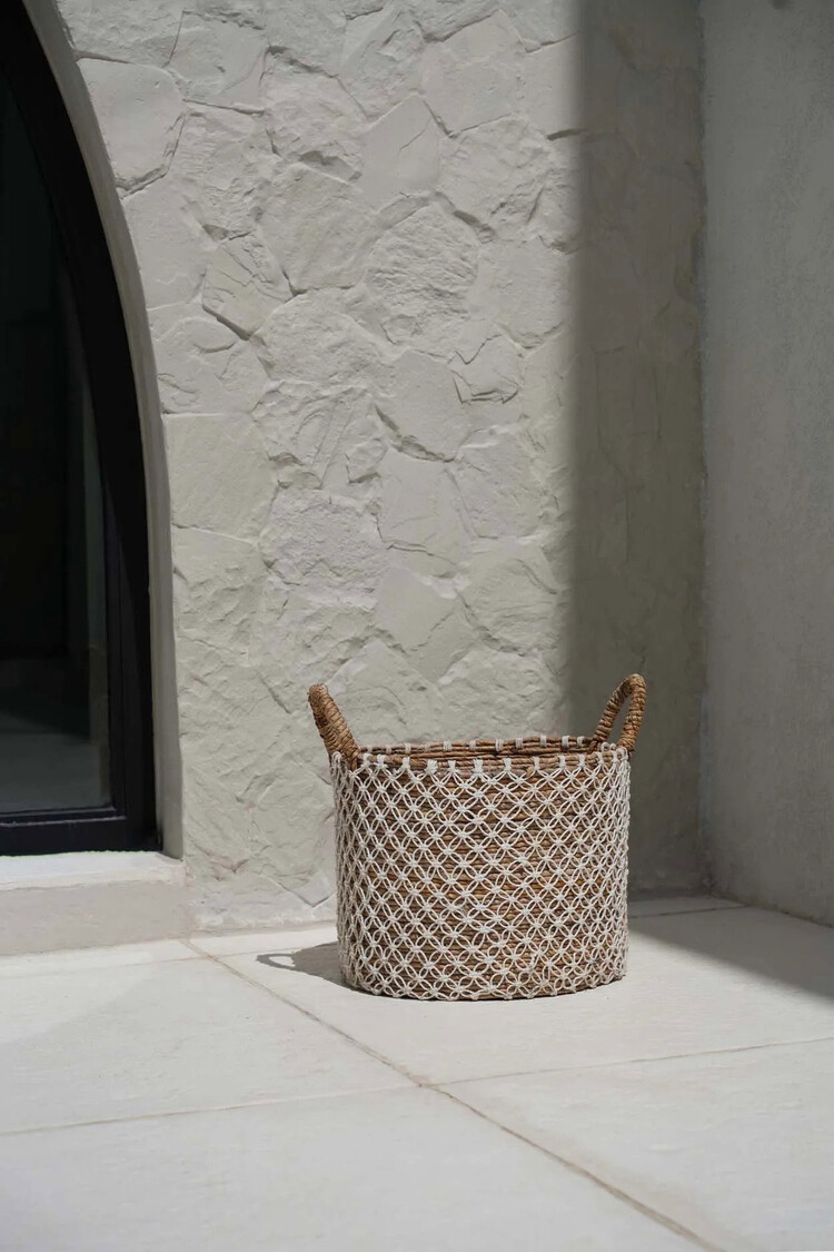 Bazar Bizar The Crossed Stitched Macrame Basket - M