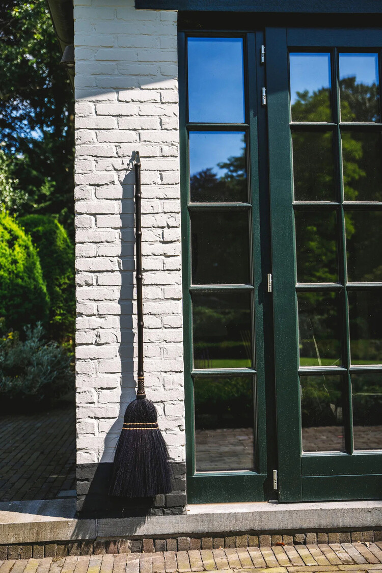 Bazar Bizar The Big Broom - Black