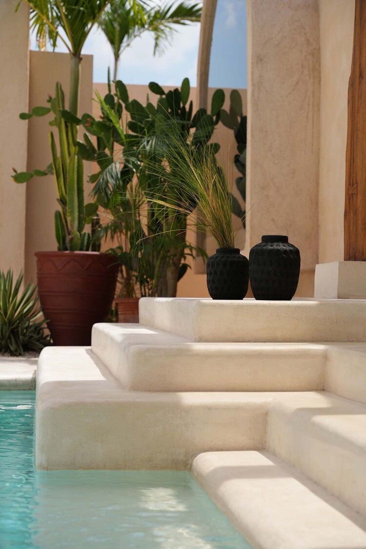 Bazar Bizar Le Vase Peaky - Noir - M