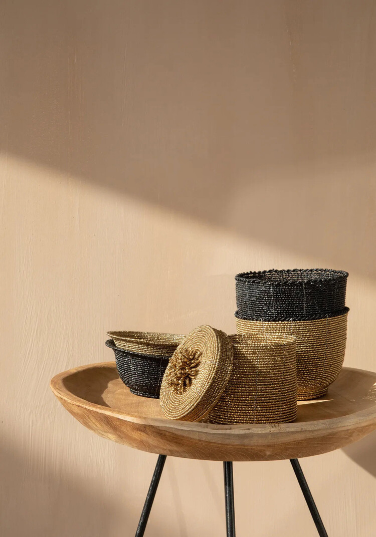 Bazar Bizar Die Beaded Schale Niedrig - Schwarz - S