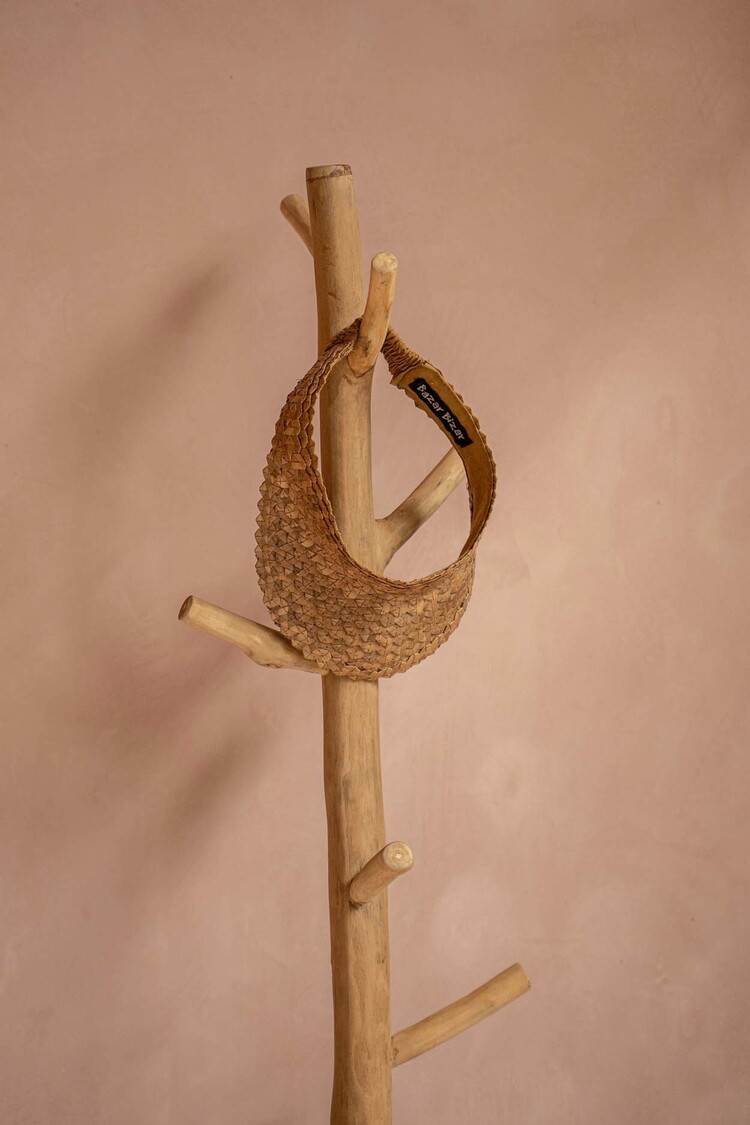 Bazar Bizar The Concrete Coat Hanger - Natural