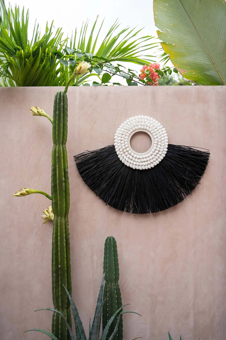 Bazar Bizar The Shell Alang Alang - Black