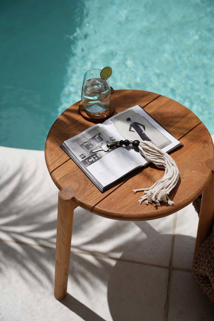 Bazar Bizar The Gilimanuk Side Table - Outdoor