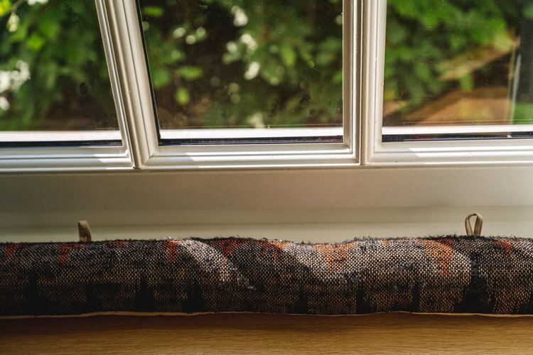 Bazar Bizar The Oh My Gee Doorstop - Black Orange