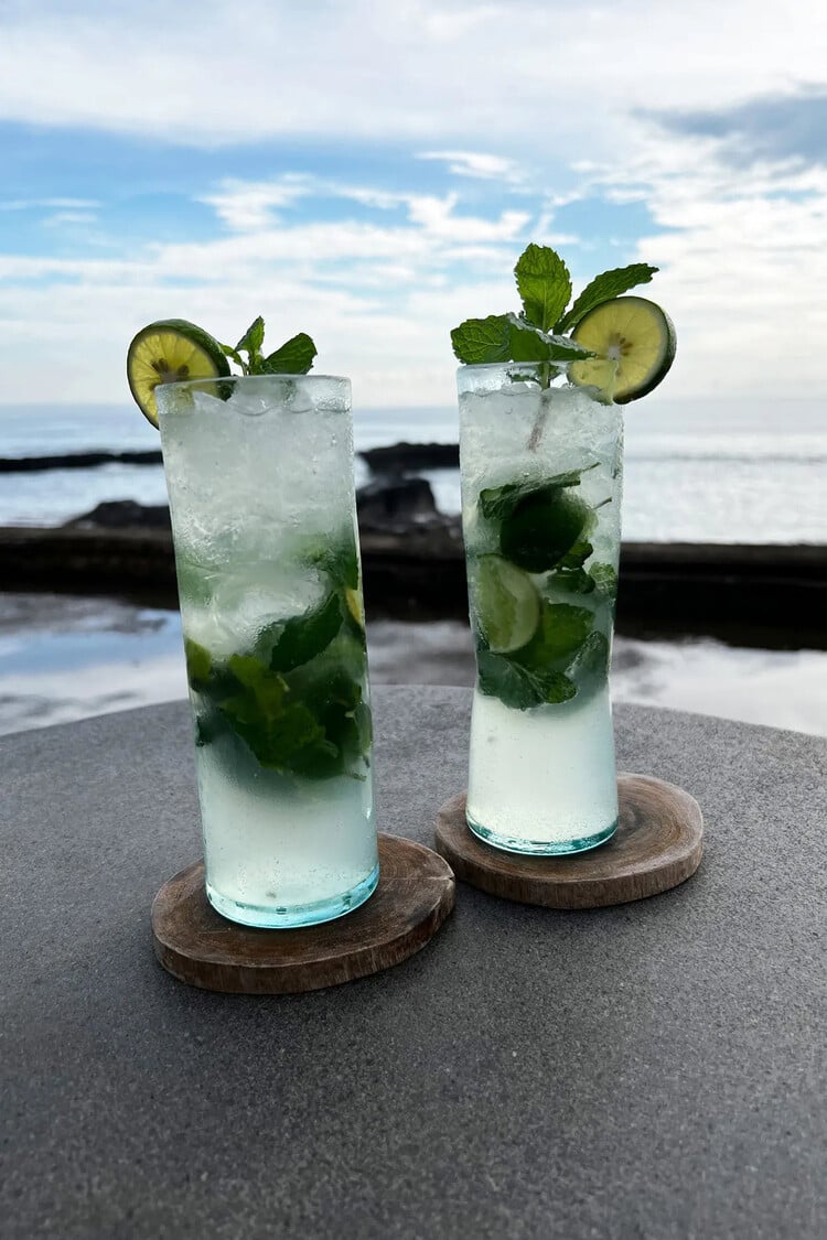 Bazar Bizar The Teak Root Boho Coaster