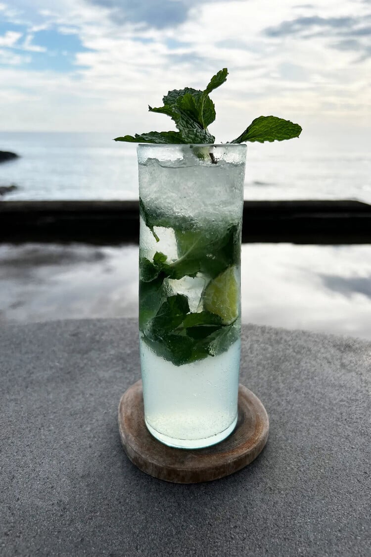 Bazar Bizar The Teak Root Boho Coaster