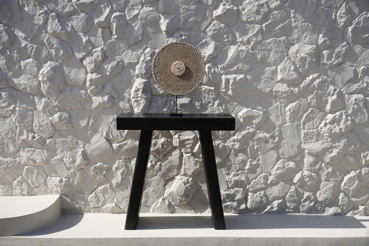 Bazar Bizar The Shell Guadeloupe on Stand - Natural White