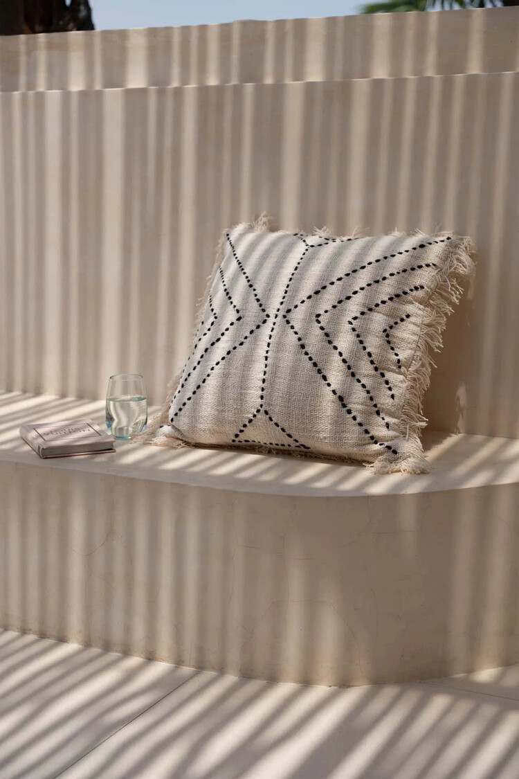 Bazar Bizar The Tribal Cushion Cover - Natural Black