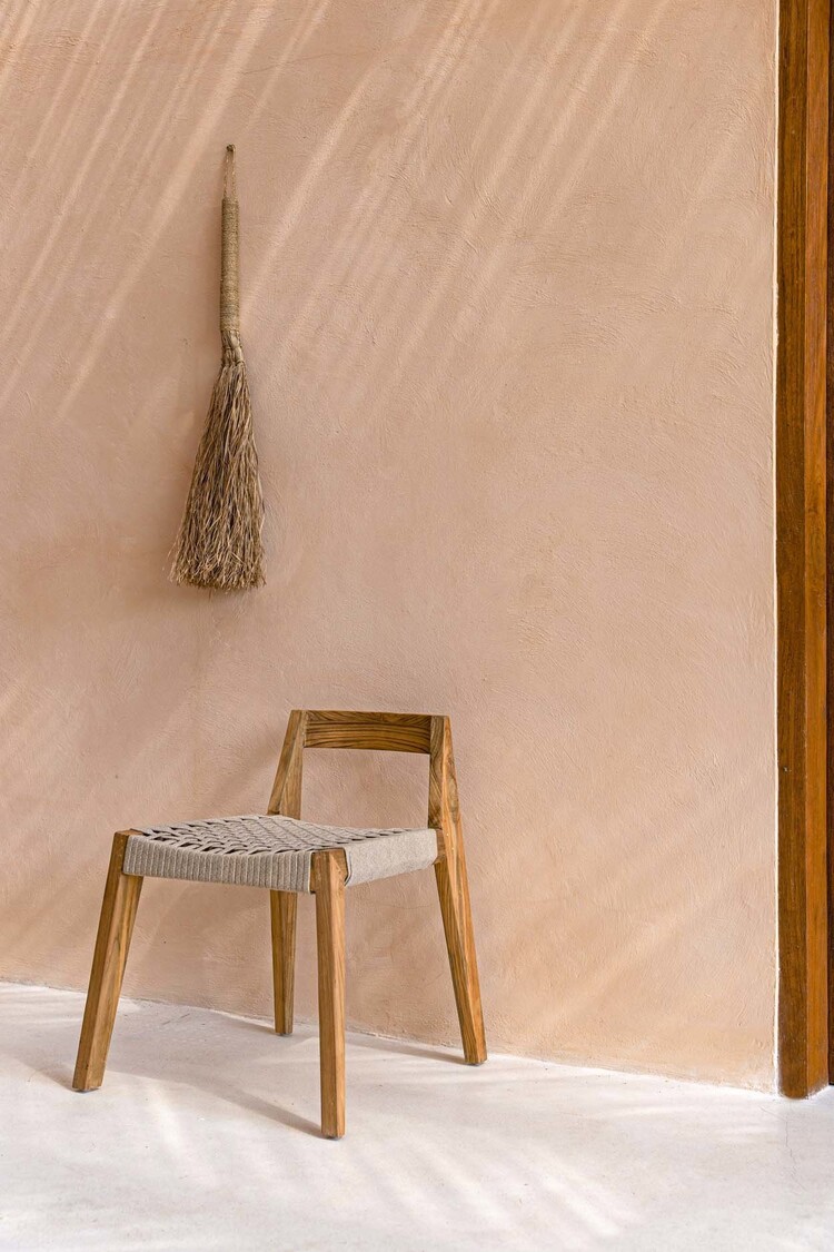 Bazar Bizar The Grumpy Broom - Natural