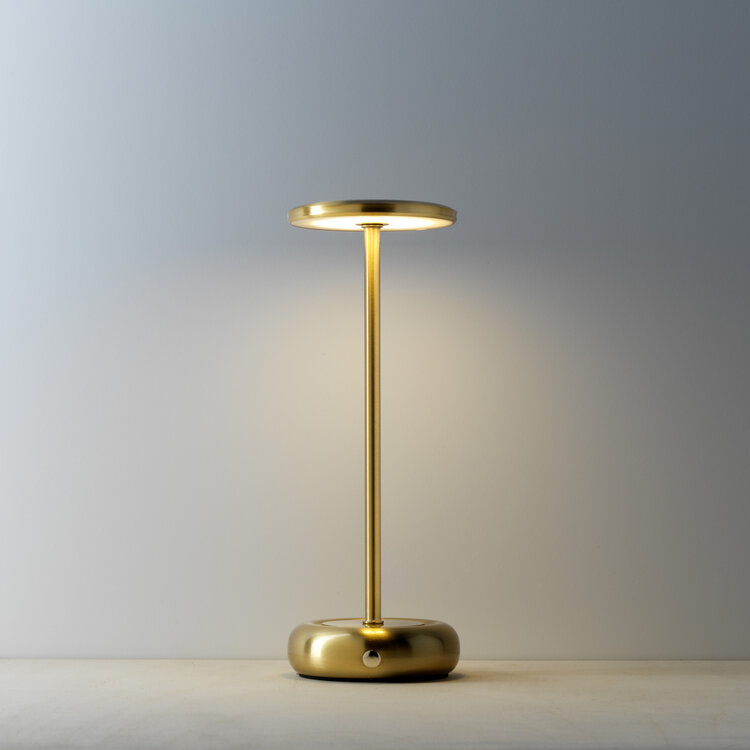 Bazar Bizar The Smooth Operator Led Table Lamp