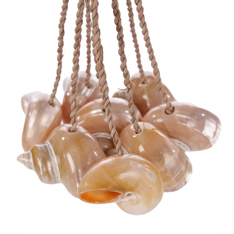 The Conch Shell Tassel - Natural