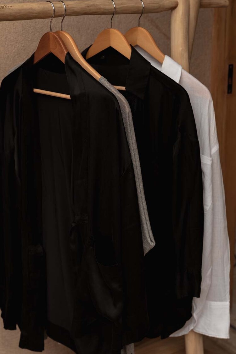 Bazar Bizar Het Kledingrek - Naturel