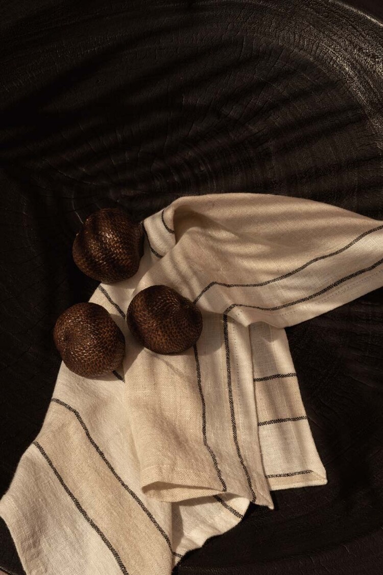 Bazar Bizar De Lint Biscuit Servet - Natuurlijk Zwart - 45x45