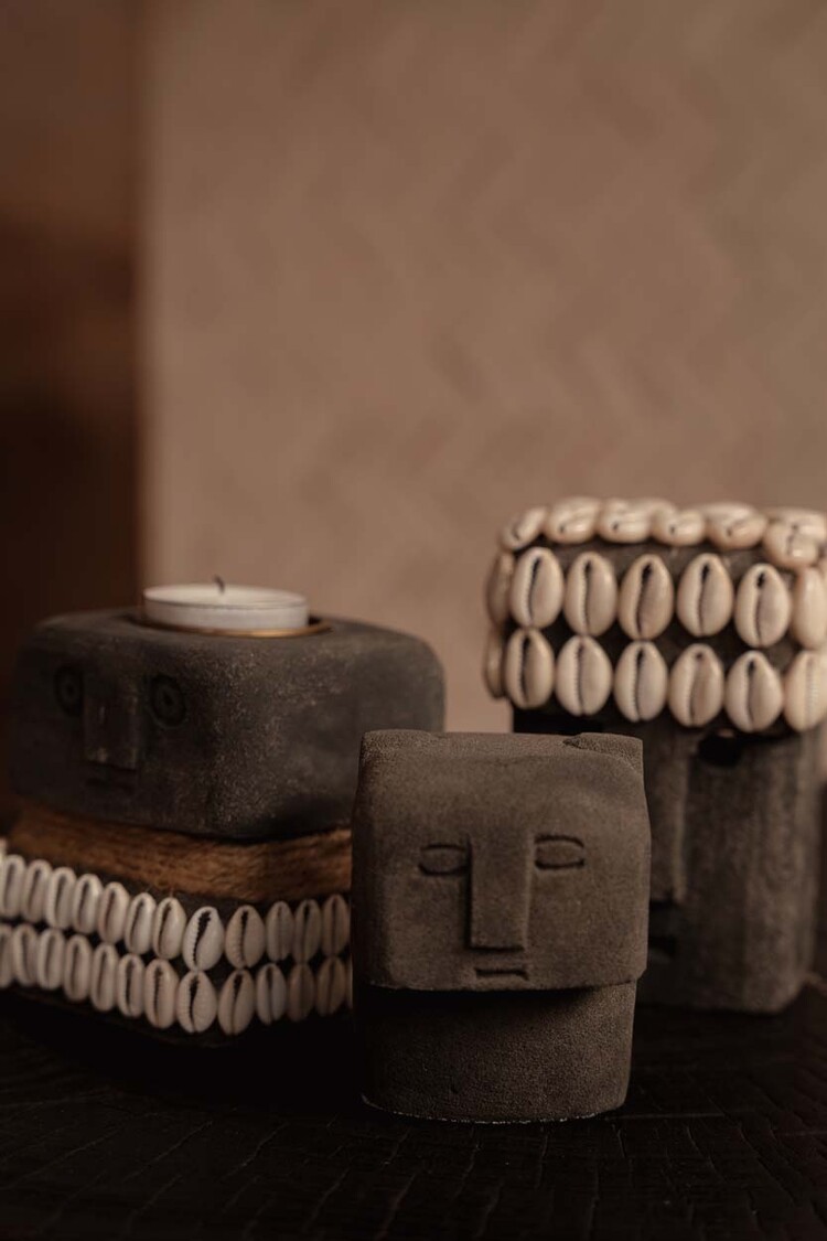 Bazar Bizar Die Sumba Statue #18