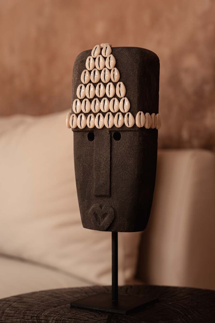 Bazar Bizar La Estatua De Sumba #32 Sobre Soporte