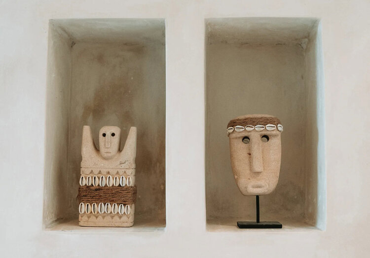 Bazar Bizar Die Sumba Statue #28 - L